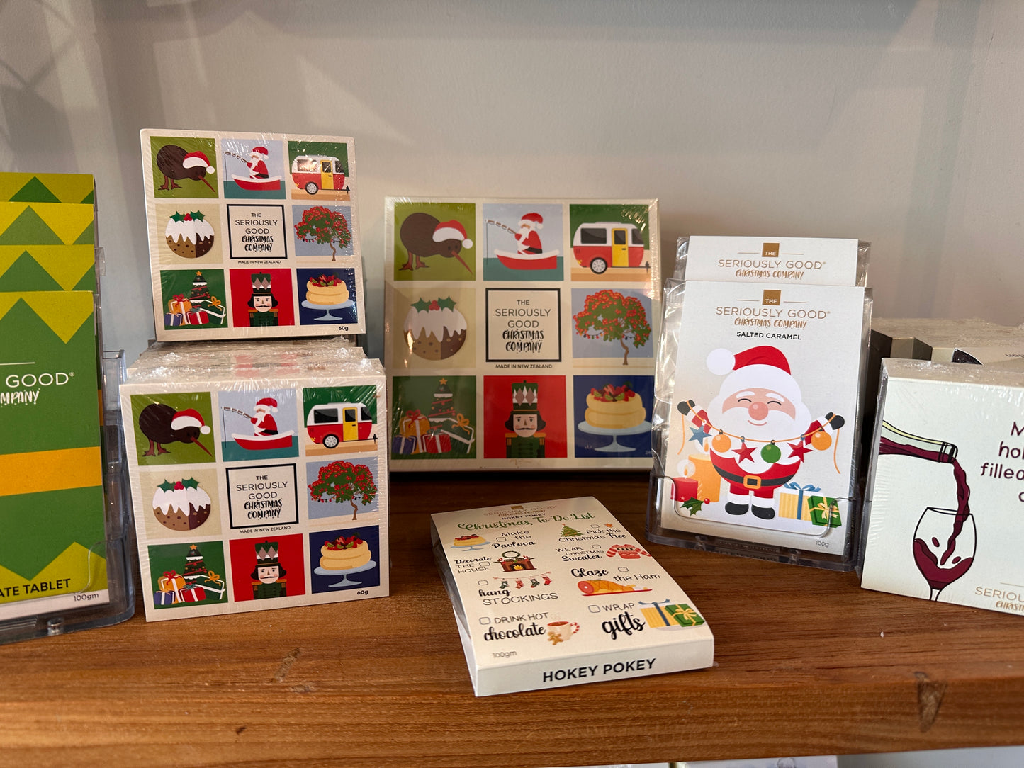 Kiwiana Christmas icons, 16 Piece Box