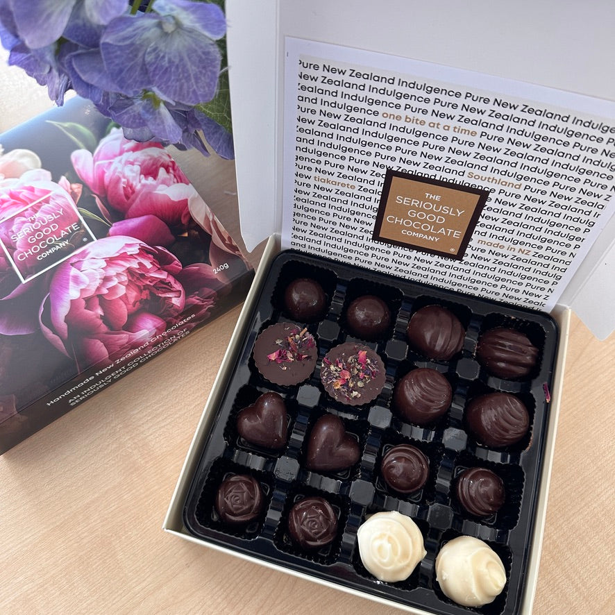 Flowers Collection, 16 Piece Box