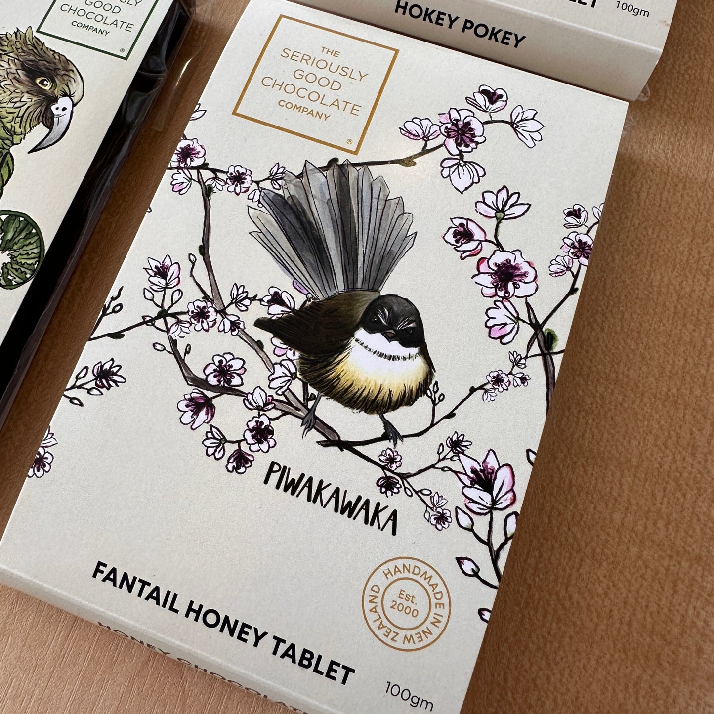 NZ Native Birds - Fantail (piwakawaka) - Honey, Chocolate Block