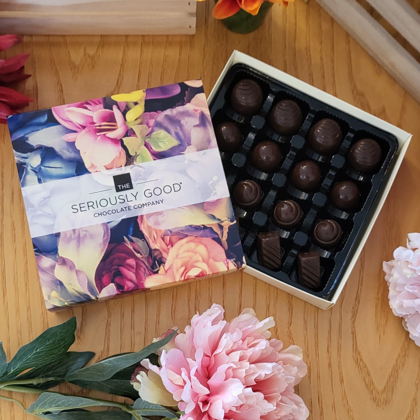 Vintage Floral, 16 Piece Box