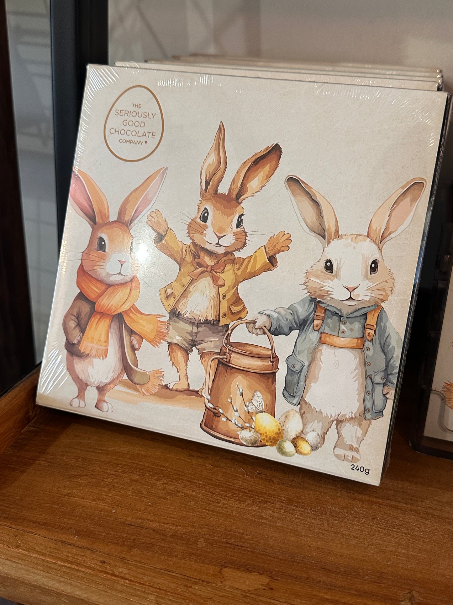 Vintage Hare, 16 Piece Box