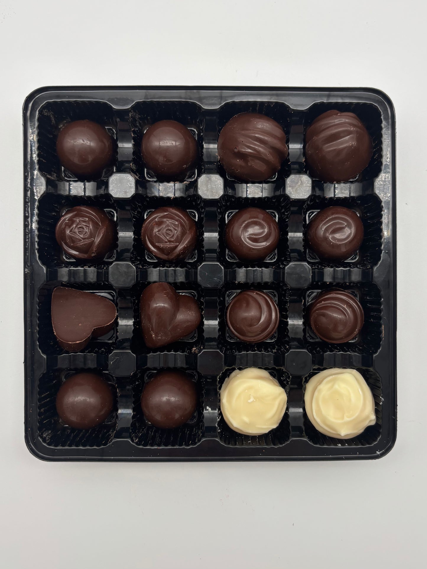 Flowers Collection, 16 Piece Box (inc alcohol)